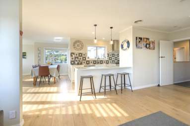 96 The Ridgeway_3