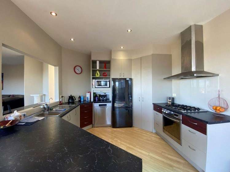 1193 Whangaparaoa Road Gulf Harbour_1