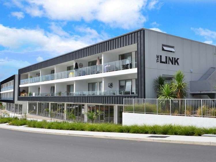 112/17 Link Crescent Stanmore Bay_5