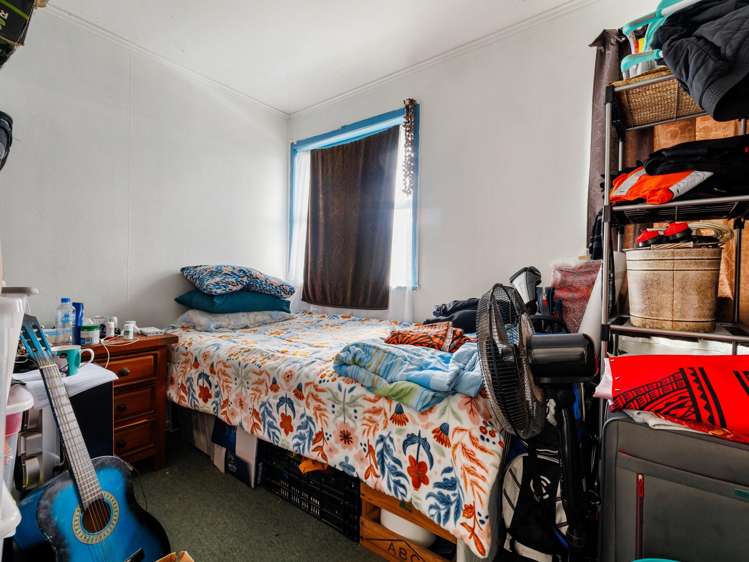 19 Keats Crescent Enderley_5