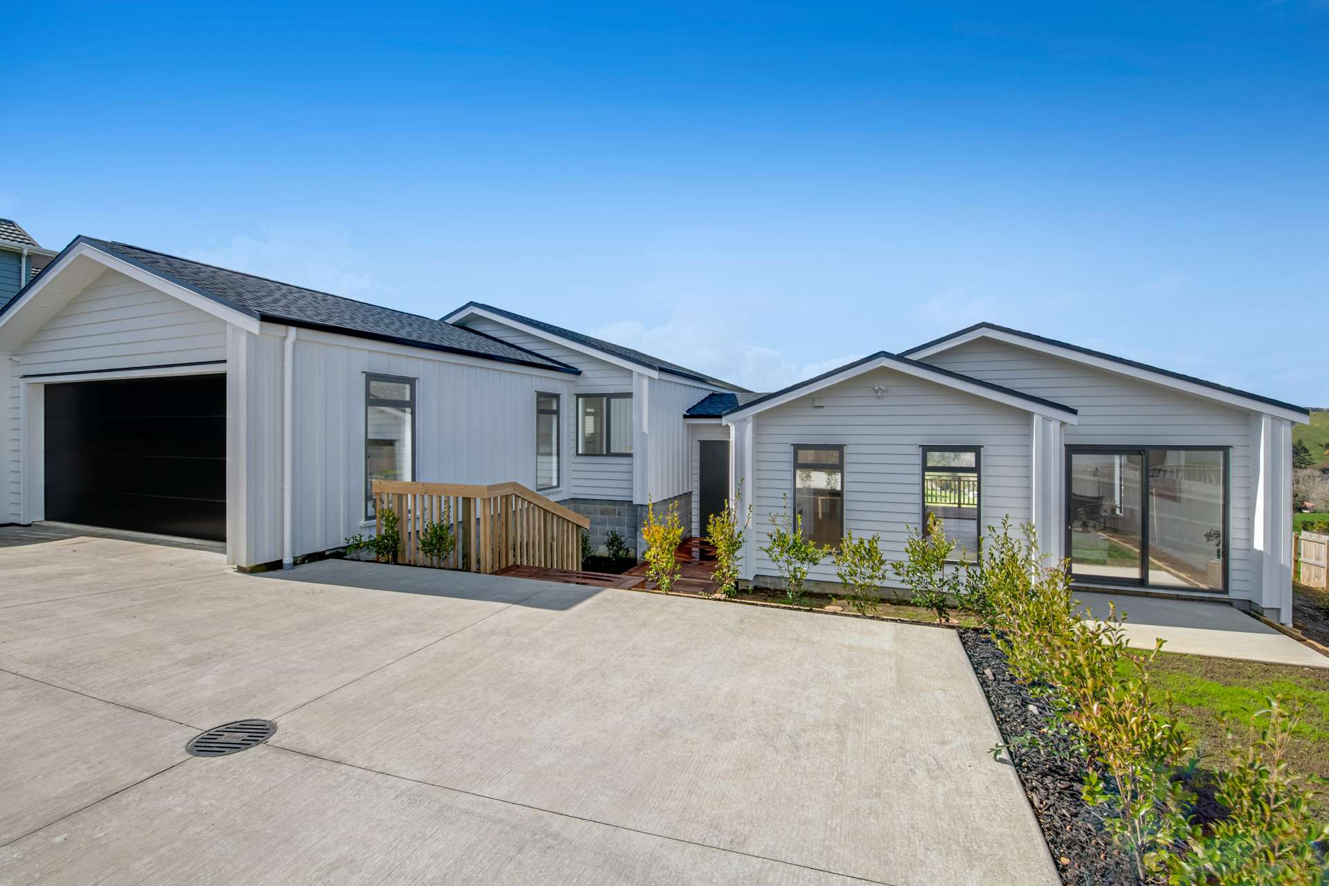 4D Forlong Rise Helensville_0