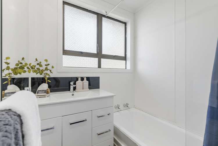 17 Waddell Avenue Point England_9