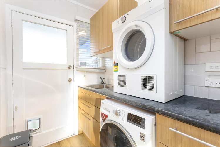 1 Japonica Drive Beach Haven_16