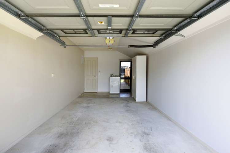 7 Ivy Crescent Richmond_18