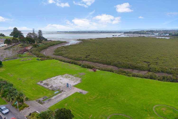 6/2 Firebrick Way Hobsonville_18