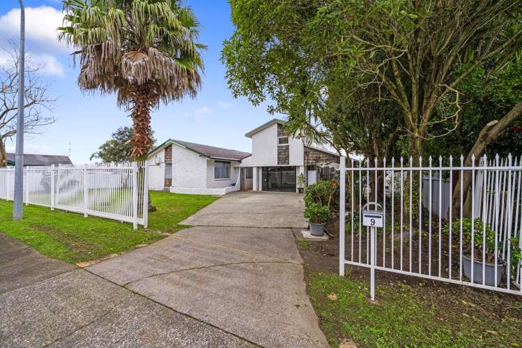 9 Ultima Place Clover Park_2