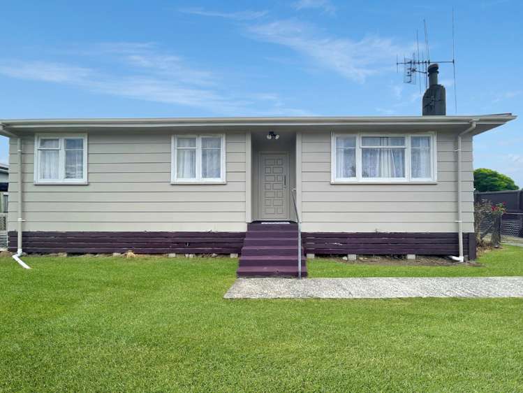 235 Balmoral Drive_0