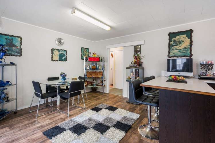 15 Southview Place Wattle Downs_4