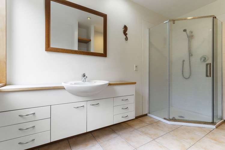 18 Montressor Place Howick_12