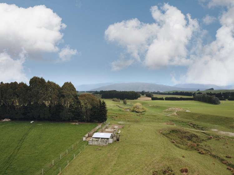 1148 Blackmount Redcliff Road Te Anau_16
