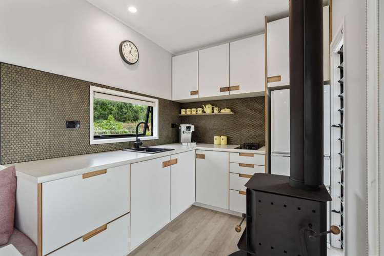 49 Honey Road Waiuku_30