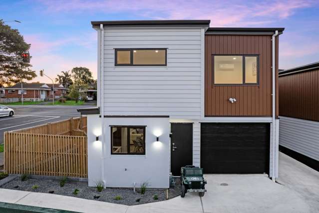 New Build in Sought-After Pigeon Mountain Rd