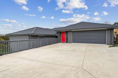 84D Falls Road_2