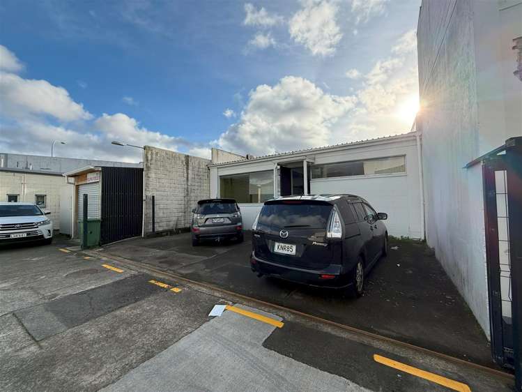 336 Cambridge Terrace Naenae_2