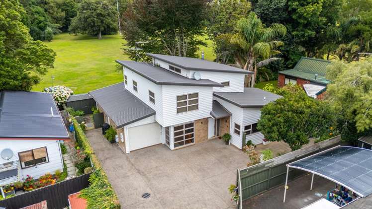 A/26 Beach Road Pahurehure_18