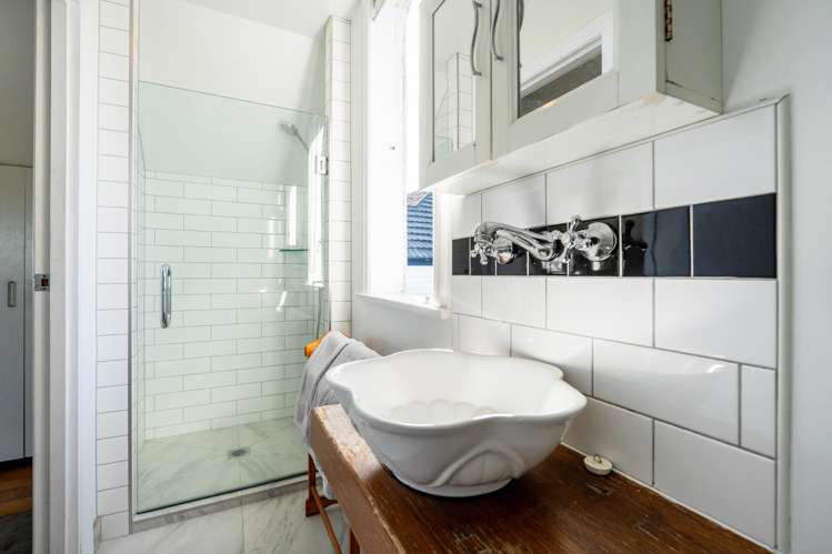 1274 East Coast Road Redvale_9