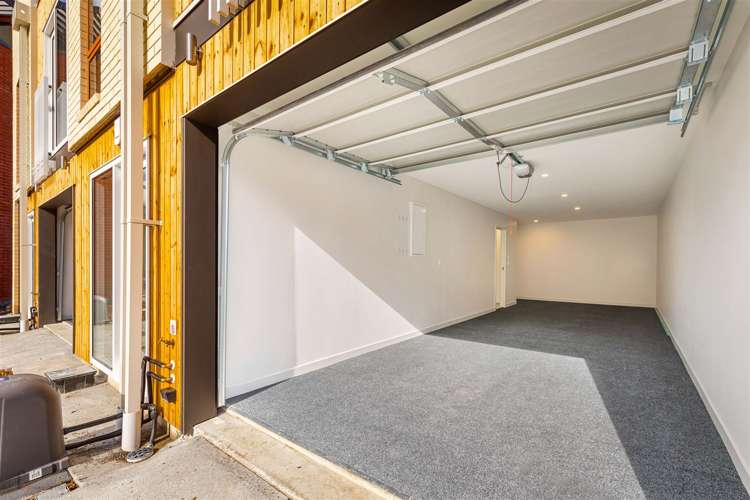 7/27b Hudson Bay Road Hobsonville_26