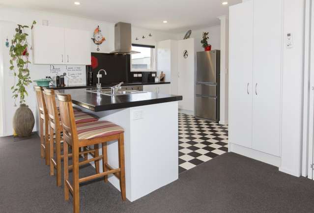 3 Tua Tua Place Baylys Beach_3