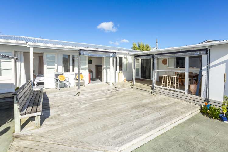 64 Bell Road Waiwhetu_13