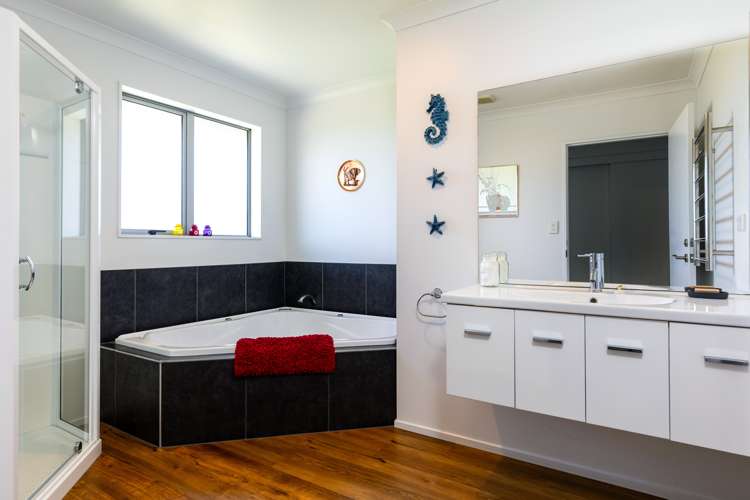 12 Puketea Place Redwoodtown_17