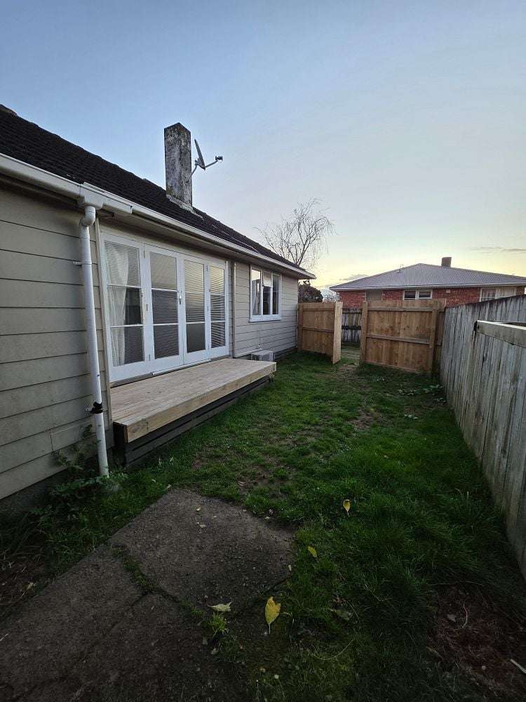 16 Clarkson Crescent Otara_4