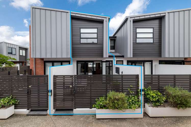 27/4 Stables Lane Silverdale_27