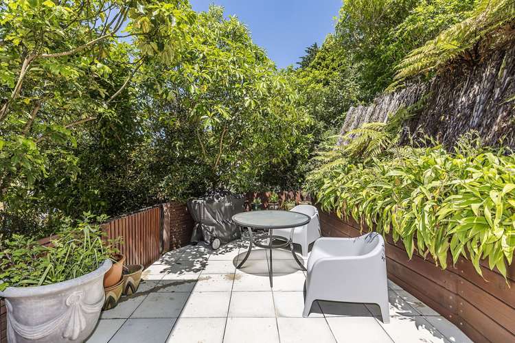 33 Franklyn Road Tawa_18