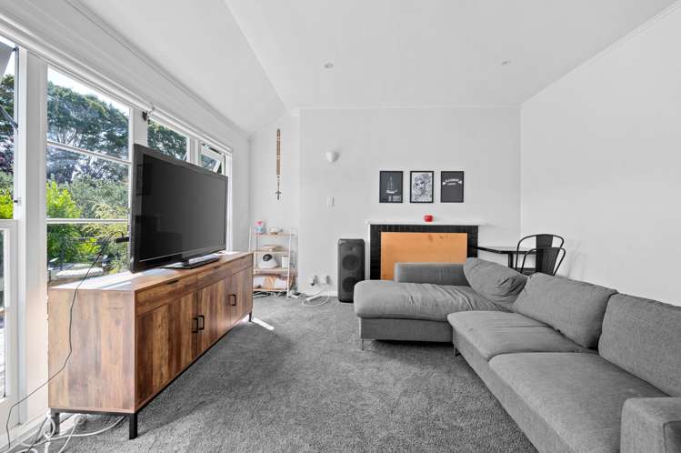 14 Plunket Terrace Hamilton East_5