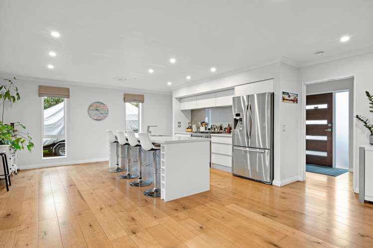 28 Woodstock Place Stoke_1