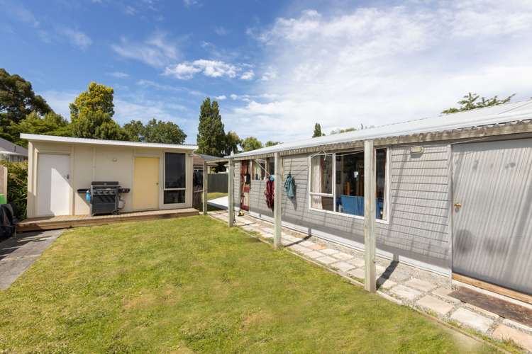 918 Avonside Drive Avondale_16