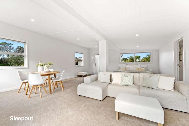 16 & 26 Riverside Drive Point Wells_17