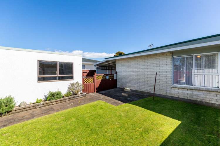 13 Barrett Road Whalers Gate_11