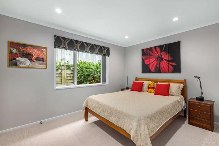 15 Seaview Crescent Hatfields Beach_17