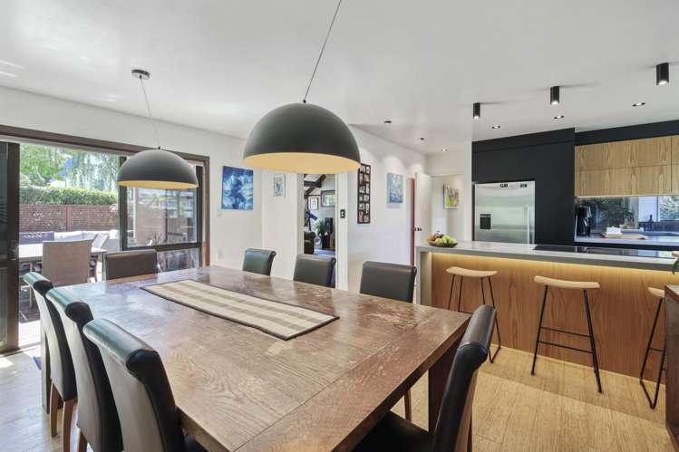 2 Holmcroft Court Cracroft_4