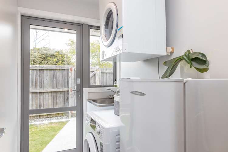 34 Roberts Road Hei Hei_13