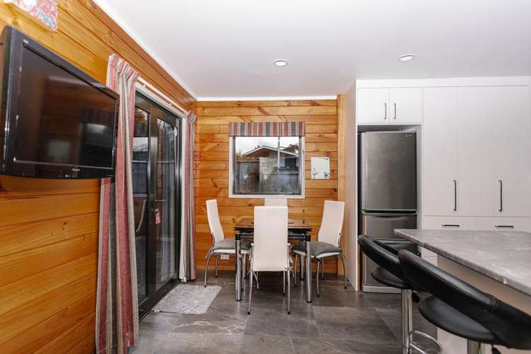 24 Ruahine Street_4