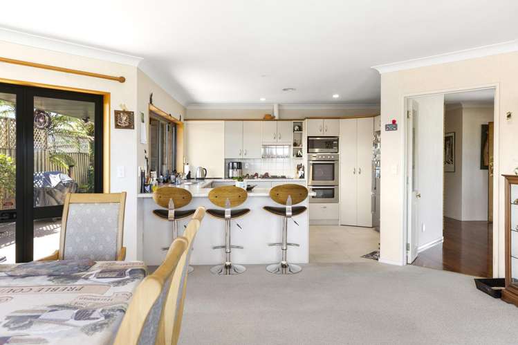 6 Maniapoto Grove Waipahihi_10