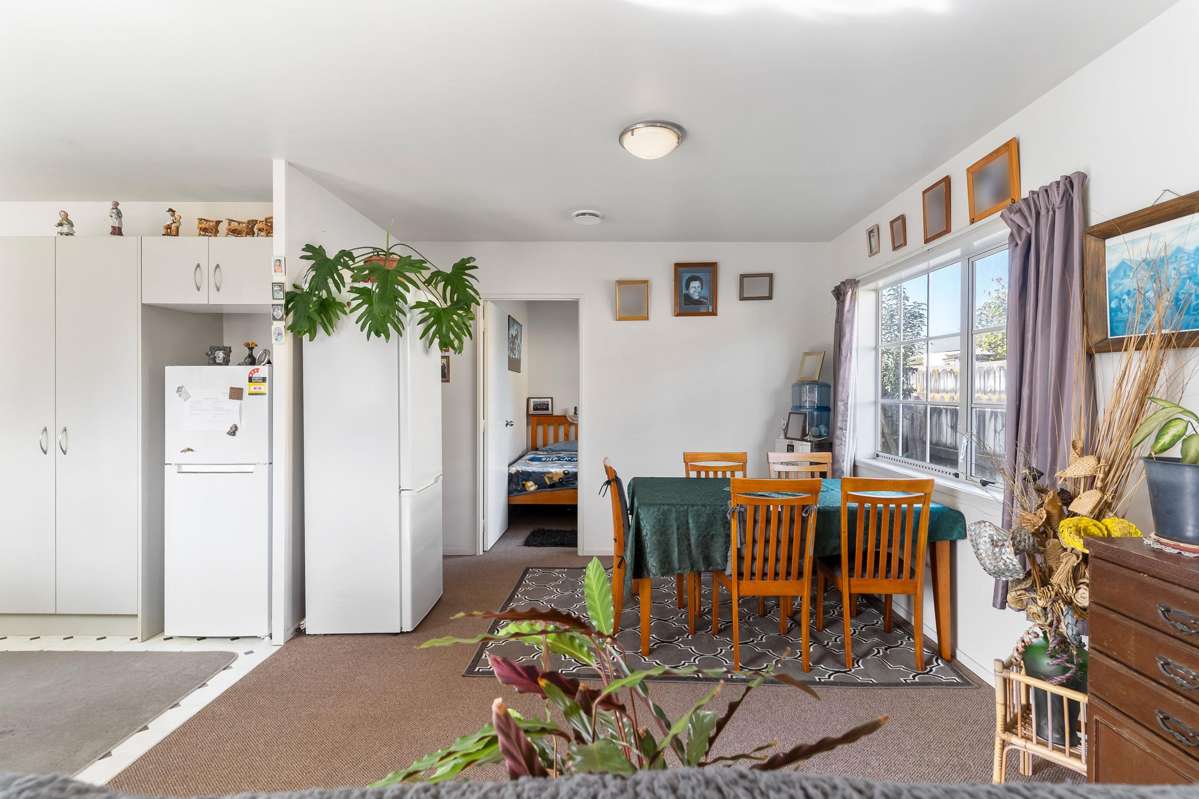 24B Henderson Avenue_2