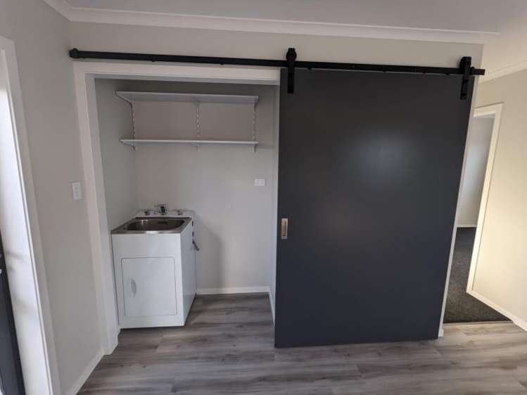  A/2 Miro Street Levin_8