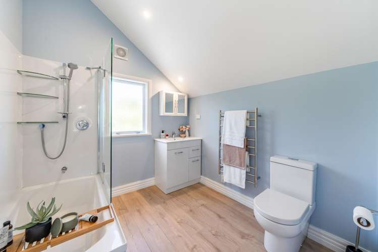 6 Tawai Street Trentham_16