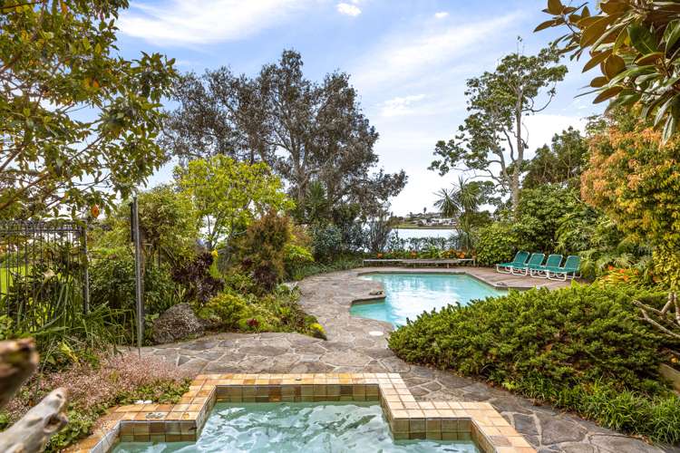 30 Sanctuary Point Sunnyhills_31