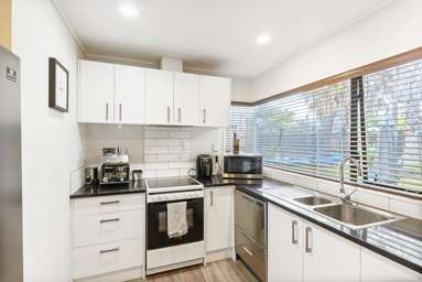 7 Robina Court_3