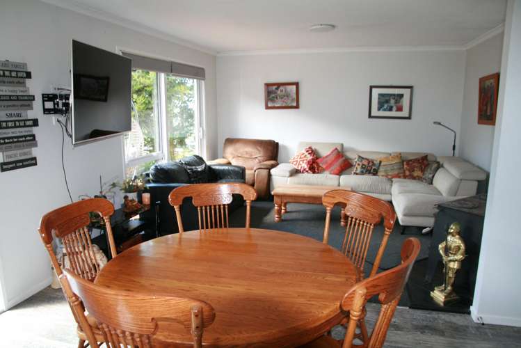 970 Pembroke Road West Stratford West_13