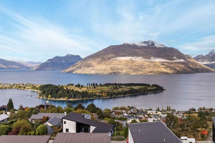 Address withheld Queenstown Hill_6