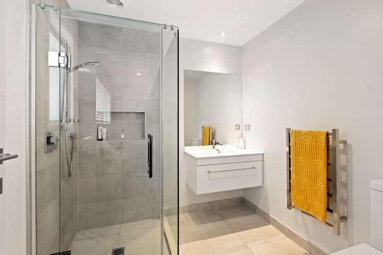 36 Boocock Crescent Orewa_17