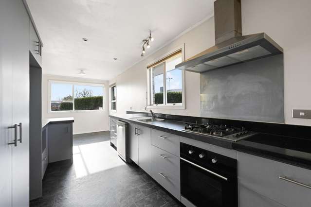 18 Oakfield Crescent Pukete_2