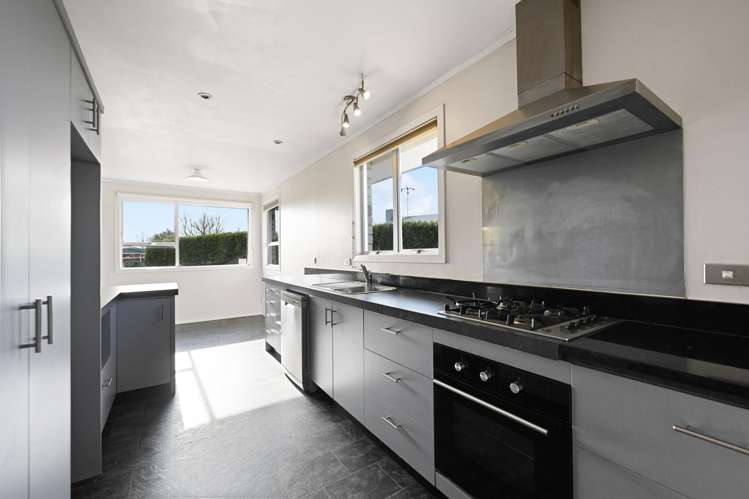 18 Oakfield Crescent_2