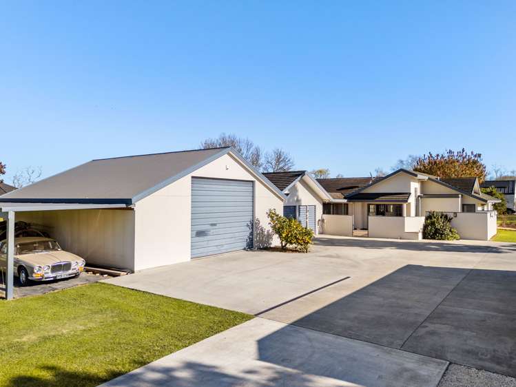 64 Athlone Drive Cambridge_8