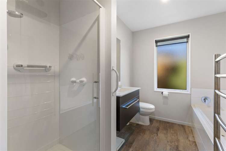 10 Saint Adela Place Woolston_11