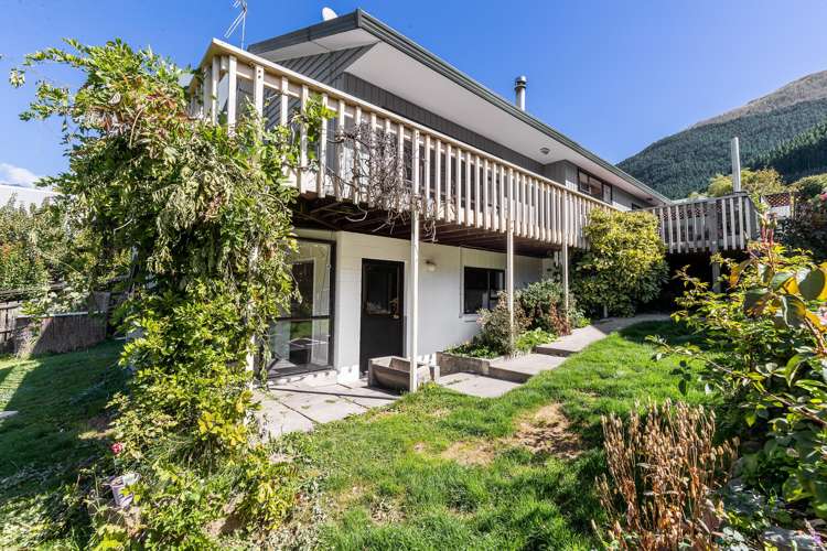 15 Avalon Crescent Fernhill/Sunshine Bay_20